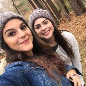 Meet your Posher, Aine